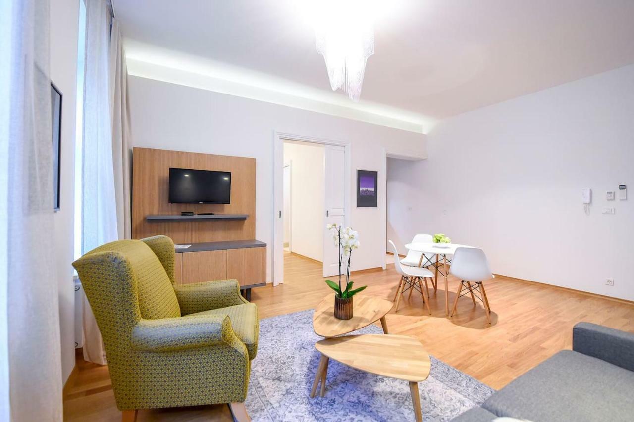 City Centre Chic Apartment Ljubljana 1/4 Eksteriør bilde