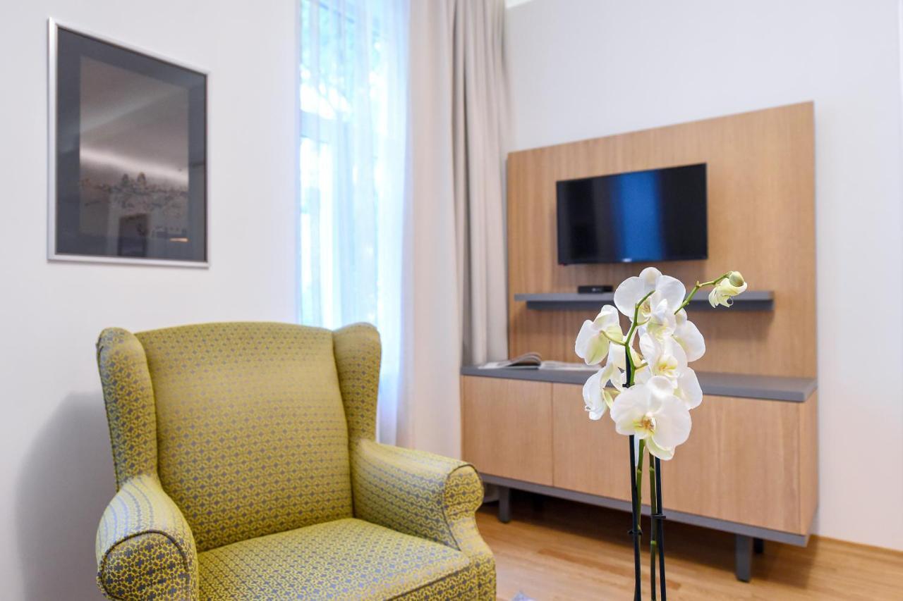 City Centre Chic Apartment Ljubljana 1/4 Eksteriør bilde